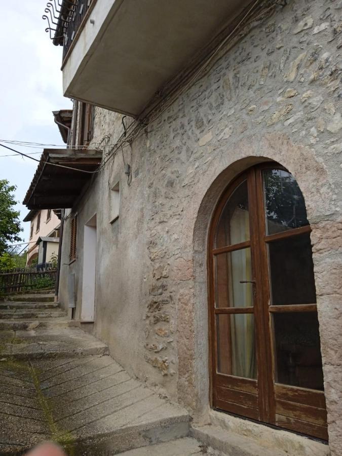 Appartamento Storico A Valle San Martino Di Spoleto Kültér fotó